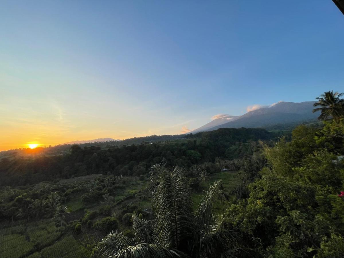 Rinjani Golden Senaru Exterior photo